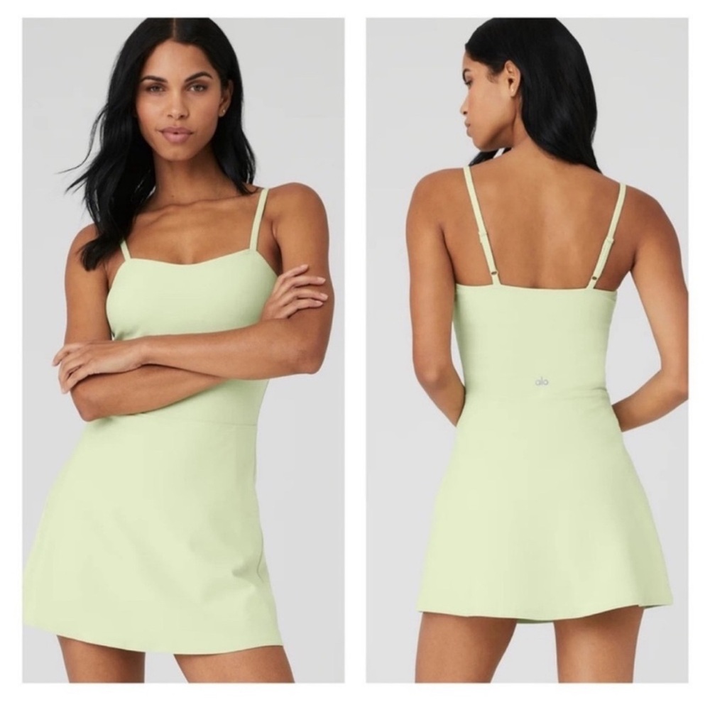 Alo Yoga Alosoft Courtside Tennis Dress in Green Tea
